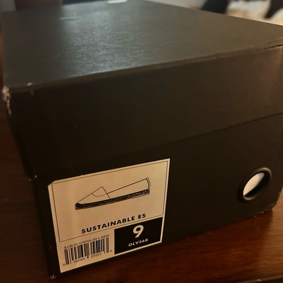 Banana Republic Flats BNWT - Picture 6 of 6